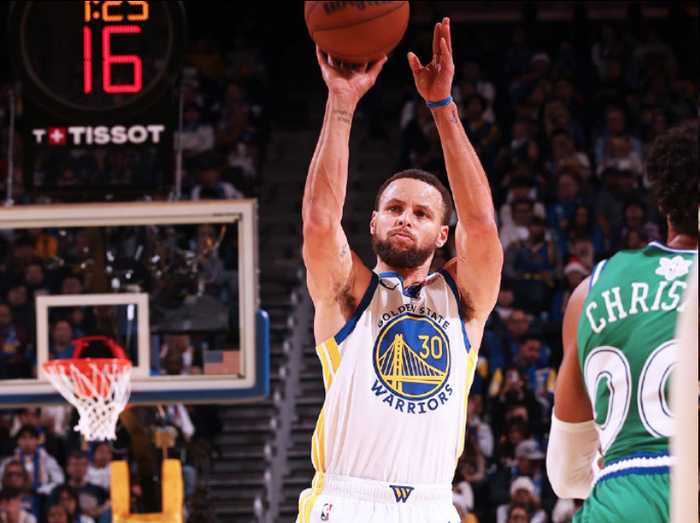 开云体育-库里迎来五赛季高光表现，美国队球迷沸腾！的简单介绍