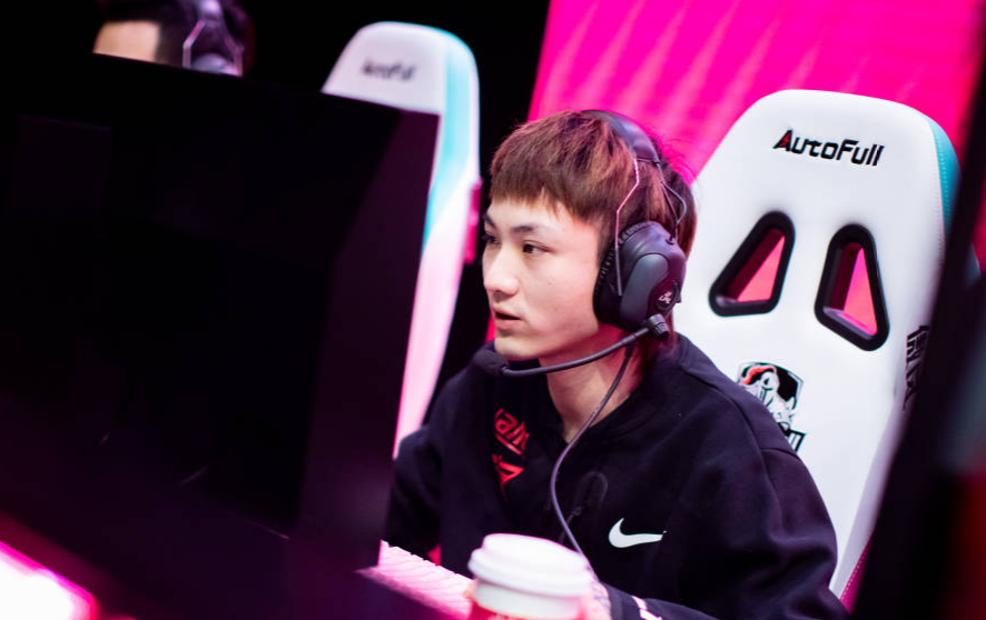 穆古鲁扎关键节点出色防守，IG带队取胜！的简单介绍